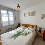 Holiday home Maison De Ideale: Proche Mer, Golf Et Thalasso, Jardin Privatif, 6 Pers, Parking Inclus - Fr-1-323-364 Saint-Jean-de-Monts