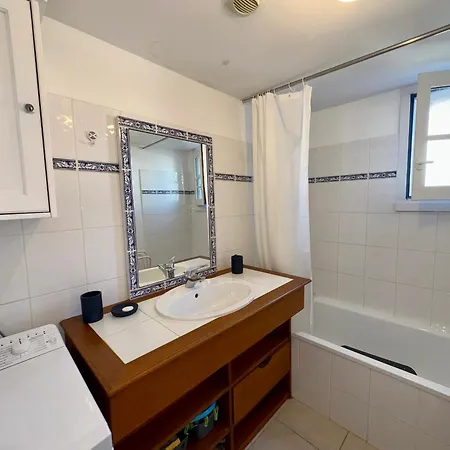 Maison De Ideale: Proche Mer, Golf Et Thalasso, Jardin Privatif, 6 Pers, Parking Inclus - Fr-1-323-364