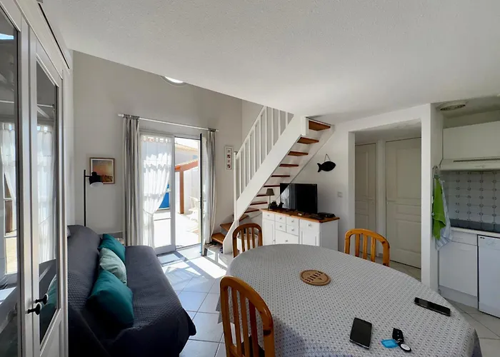 Maison De Ideale: Proche Mer, Golf Et Thalasso, Jardin Privatif, 6 Pers, Parking Inclus - Fr-1-323-364 *