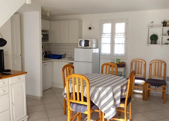 Maison De Ideale: Proche Mer, Golf Et Thalasso, Jardin Privatif, 6 Pers, Parking Inclus - Fr-1-323-364 펜션 생장드몽