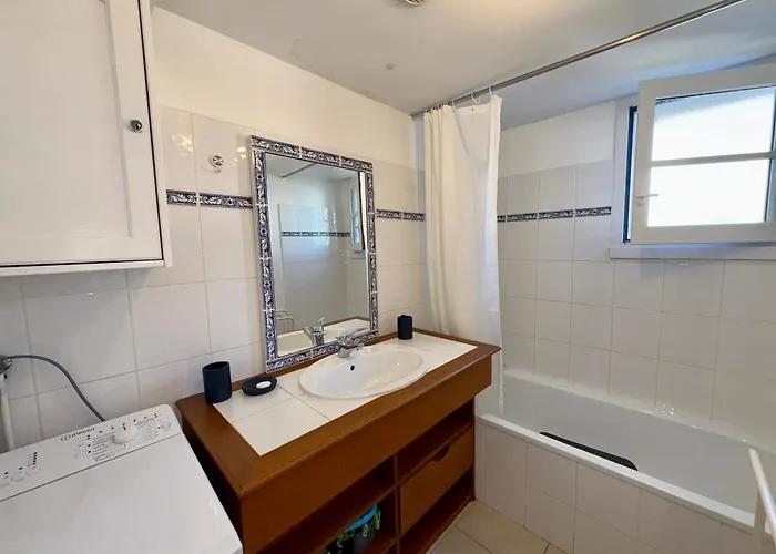 Maison De Idéale: Proche Mer, Golf Et Thalasso, Jardin Privatif, 6 Pers, Parking Inclus - Fr-1-323-364